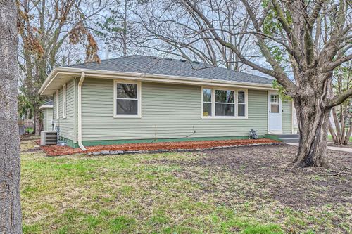 6300 Quebec Ave N, Brooklyn Park, MN, 55428-2256 | Card Image