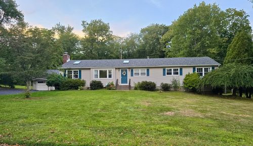 43 Jog Hill Rd, Trumbull, CT, 06611-3207 | Card Image
