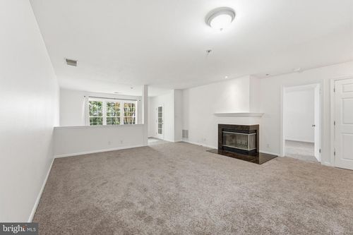apt-306-240 S Reynolds St, ALEXANDRIA, VA, 22304-4473 | Card Image