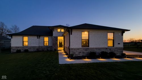 110 Saundra Dr, Fortville, IN, 46040-1653 | Card Image