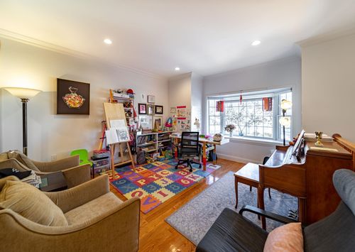 826 8th St, Secaucus, NJ, 07094-3316 | Card Image