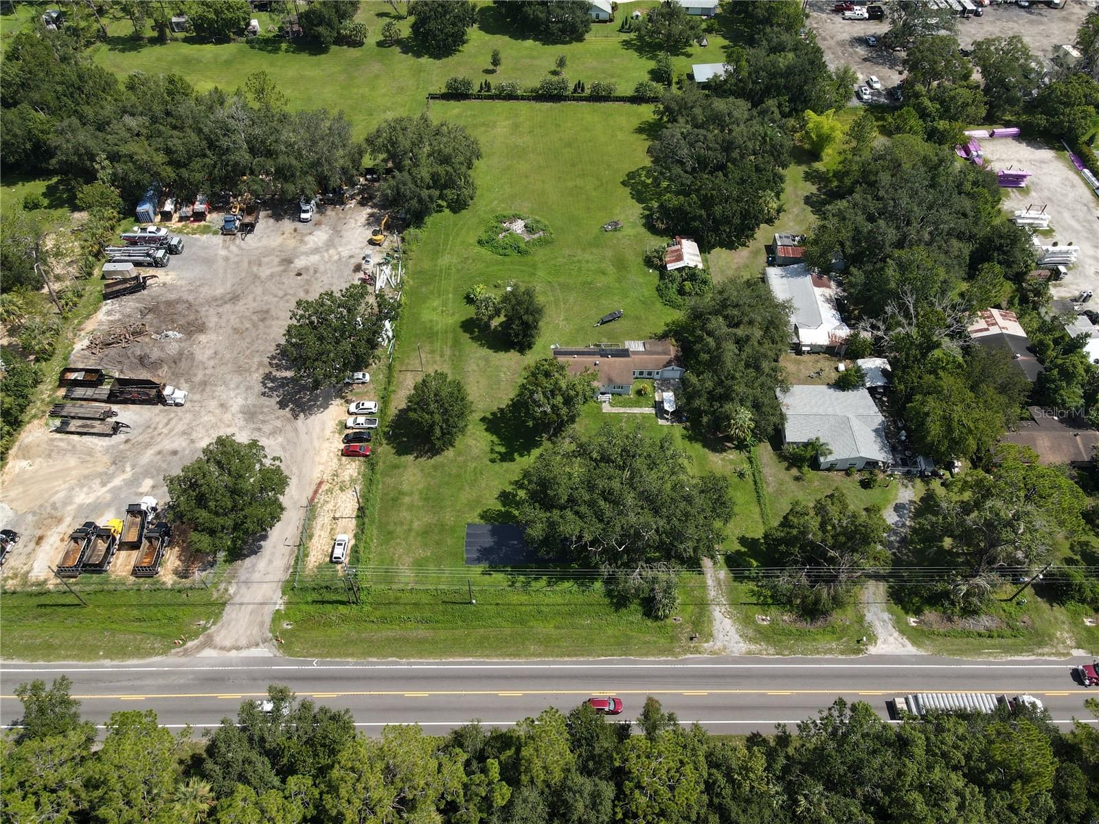 Commercial Sale in DAVENPORT 3
