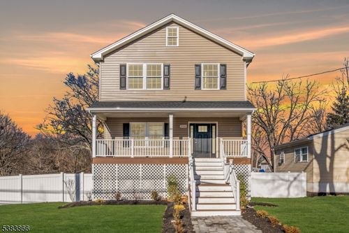 2000 Whittier St, Rahway, NJ, 07065-4211 | Card Image