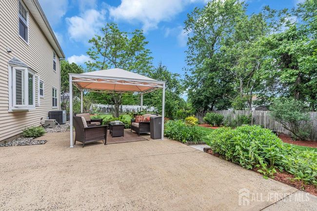 51 Sturbridge Dr, House other with 5 bedrooms, 4 bathrooms and null parking in Piscataway NJ | Image 79