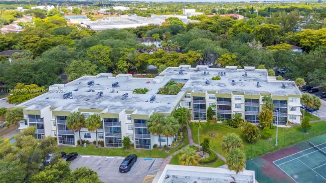 APT-115 - 4235 N University Dr, Condo with 2 bedrooms, 2 bathrooms and null parking in Sunrise FL | Image 20