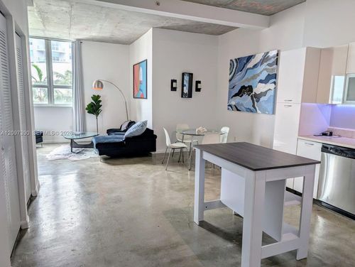 1204-234 Ne 3rd St, Miami, FL, 33132-2238 | Card Image
