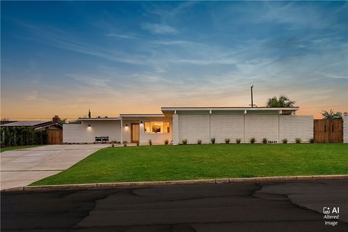 5471 Jonesboro Way, Buena Park, CA, 90621-1615 | Card Image