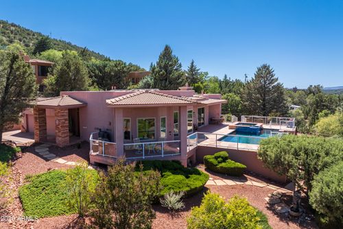 105 Rockridge Dr, Sedona, AZ, 86336-5732 | Card Image
