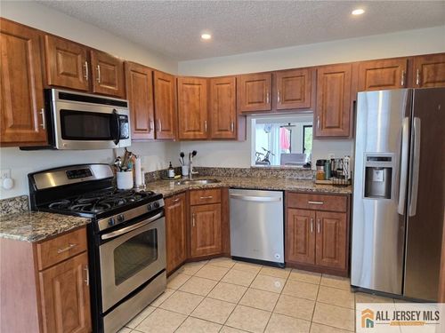 508 Brokaw Ct, Bridgewater, NJ, 08807-3500 | Card Image