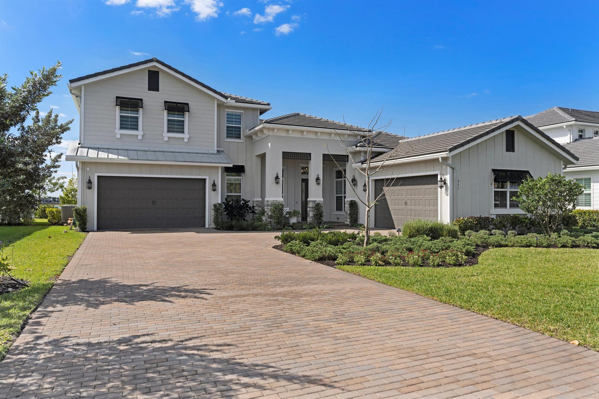 Hookline Cir, Loxahatchee, FL 33470