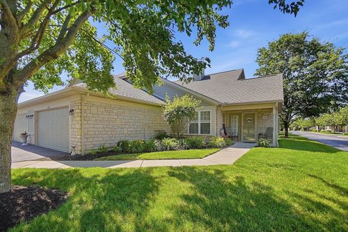 5382 Knotting Woods Dr, Westerville, OH, 43081-8825 | Card Image