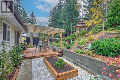 262 River Rd, House other with 3 bedrooms, 2 bathrooms and 4 parking in Lake Cowichan BC | Image 2