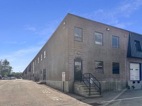 e-270 Centre St, Holbrook, MA, 02343-1073 | Card Image