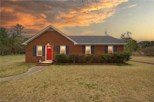 2111 Jenkins Neck Rd, Hayes, VA, 23072-4120 | Card Image