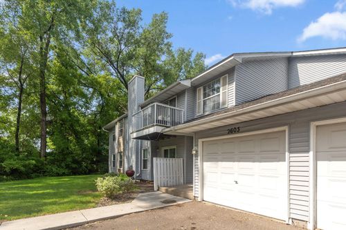 2607-2607 Innsbruck Trl, New Brighton, MN, 55112-6318 | Card Image