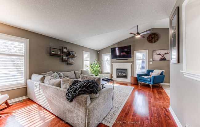 840 Brandenburg Blvd, House other with 4 bedrooms, 4 bathrooms and 2 parking in Waterloo ON | Image 6