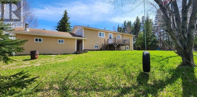 9 Oak Cres, House other with 3 bedrooms, 1 bathrooms and null parking in Cormack NL | Image 5