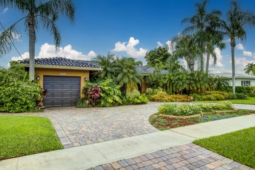 1850 Ne 65th St, Fort Lauderdale, FL, 33308-1053 | Card Image