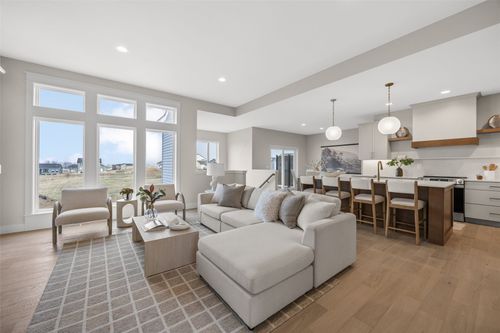 7052 Stags Leap Ln, Marion, IA, 52302-8502 | Card Image