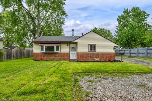 5949 Jaycox Rd, North Ridgeville, OH, 44039-1662 | Card Image