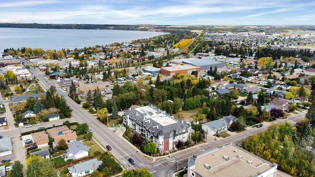 304 - 4707 50 Street, Condo with 2 bedrooms, 2 bathrooms and 2 parking in Sylvan Lake AB | Image 23