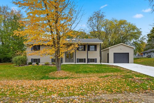 {{alt}} | Card Image