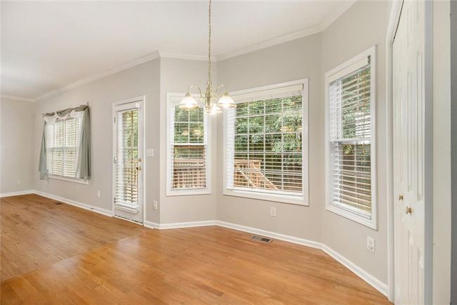 5821 Saint Miles Dr, House other with 5 bedrooms, 3 bathrooms and 4 parking in Buford GA | Image 6