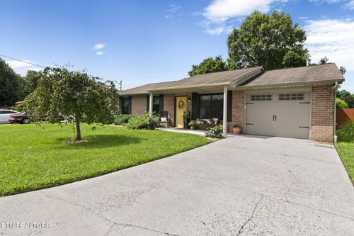 7217 Palermo Rd, Knoxville, TN, 37918-8425 | Card Image