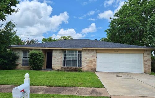 13942 Towne Way Dr, Sugar Land, TX, 77498-1568 | Card Image