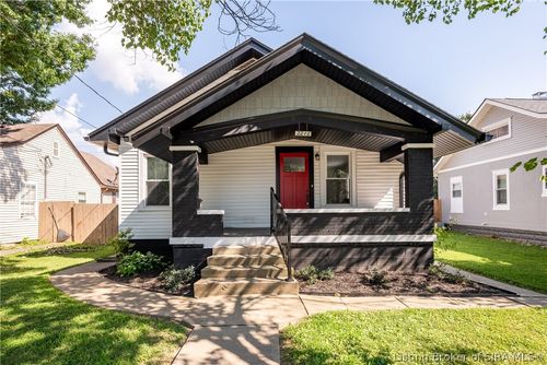 2216 Morton Ave, New Albany, IN, 47150-2639 | Card Image