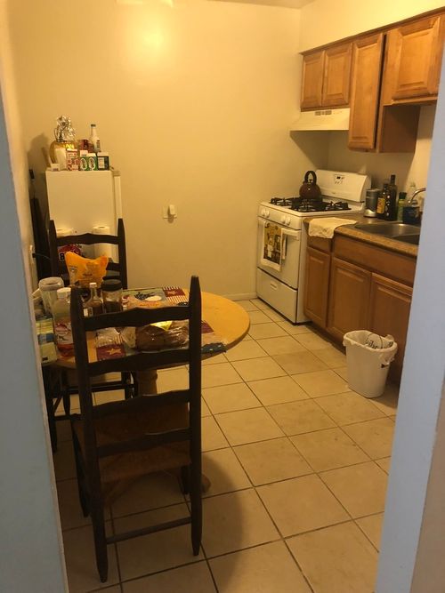 apt-206-2411 W Fargo Ave, Chicago, IL, 60645-1623 | Card Image