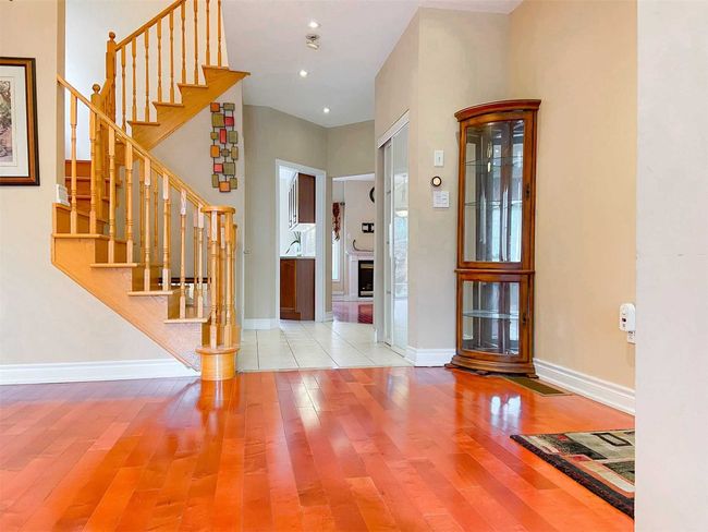 10 Elmrill Rd, House other with 3 bedrooms, 4 bathrooms and 4 parking in Markham ON | Image 4