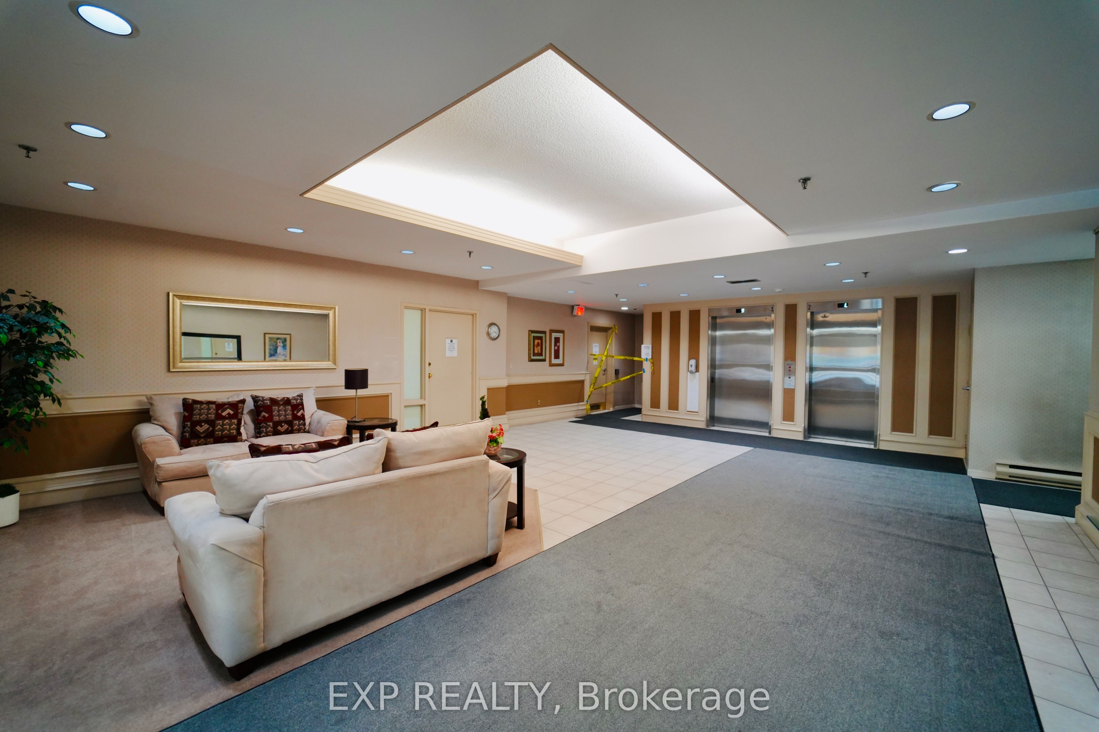 Residential in Hamilton 4