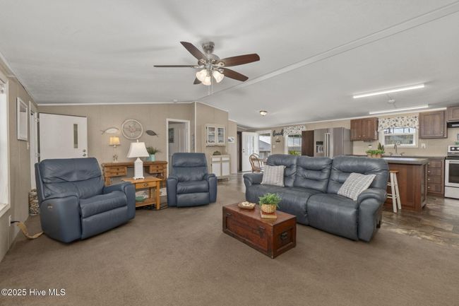 302 Bayview Dr, House other with 3 bedrooms, 2 bathrooms and 1 parking in Harkers Island NC | Image 14