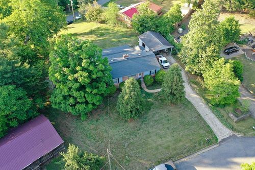 906 Childress Dr, Martinsville, VA, 24112-4906 | Card Image