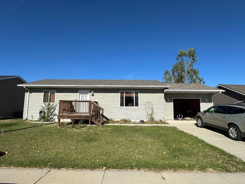 1712 River View Cir, Spearfish, SD, 57783-8800 | Card Image