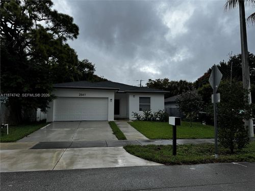 2541 Nw 9th St, Fort Lauderdale, FL, 33311-6745 | Card Image