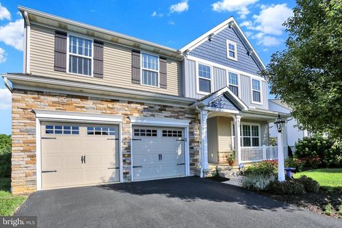 613 Meadowview Dr, ANNVILLE, PA, 17003-8691 | Card Image