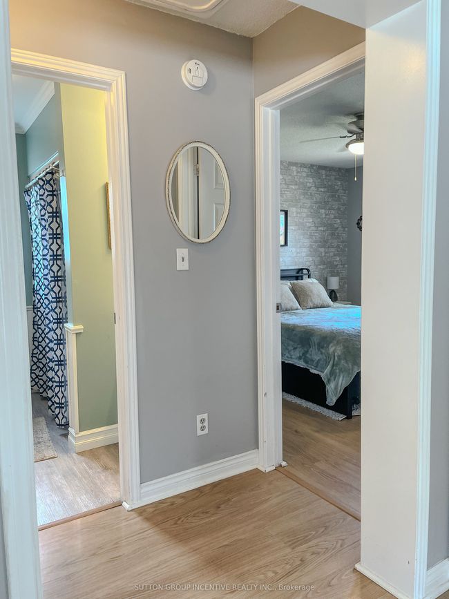 28 Dyer Dr, House attached with 4 bedrooms, 2 bathrooms and 4 parking in Wasaga Beach ON | Image 15