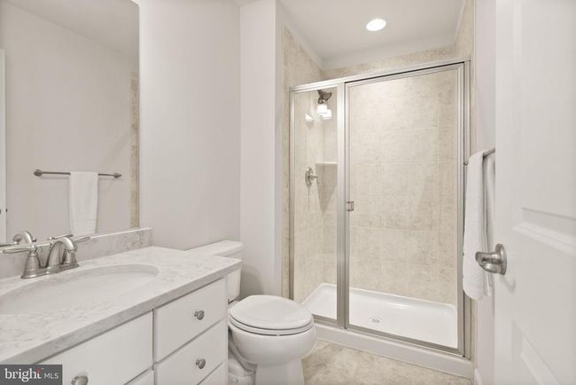 20790 Duxbury Ter, Townhouse with 4 bedrooms, 4 bathrooms and null parking in ASHBURN VA | Image 56