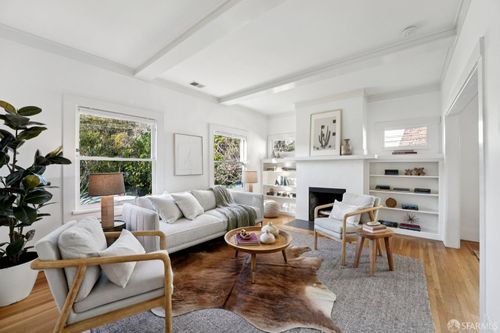 2543 Chilton Way, Berkeley, CA, 94704-2807 | Card Image