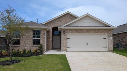 953 Traction Trl, Cleburne, TX, 76031-4814 | Card Image