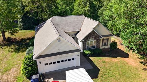 4108 Rock Hill Rd, Pfafftown, NC, 27040-9705 | Card Image
