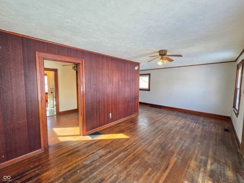 2615 8th St, Terre Haute, IN, 47802-3605 | Card Image