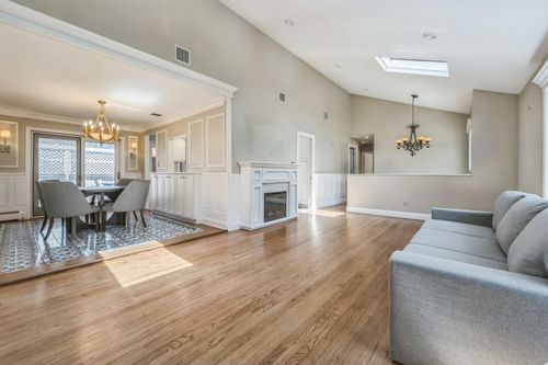 3 Glen Way, Cold Spring Harbor, NY, 11724-1803 | Card Image