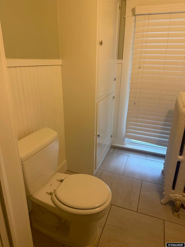 1317 W Walnut St, House other with 5 bedrooms, 1 bathrooms and null parking in Rawlins WY | Image 31