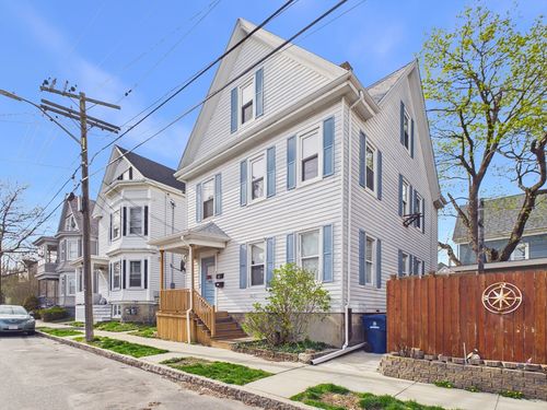 107 Robeson St, New Bedford, MA, 02740-4518 | Card Image