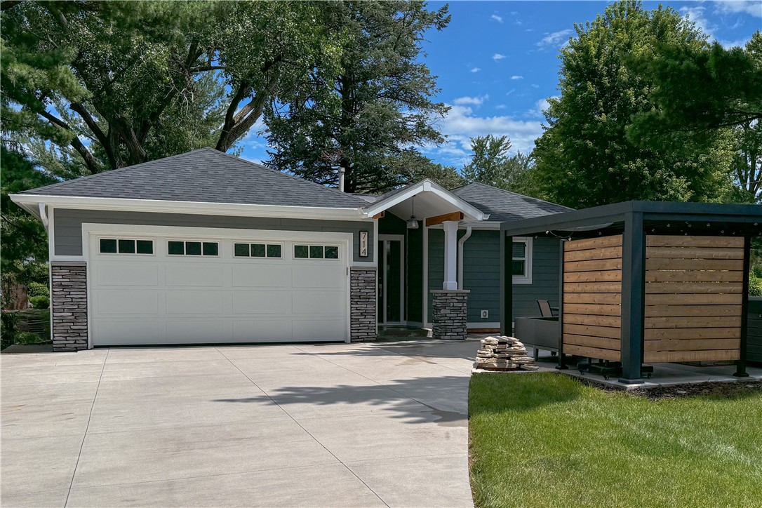 53rd St, Des Moines, IA 50312