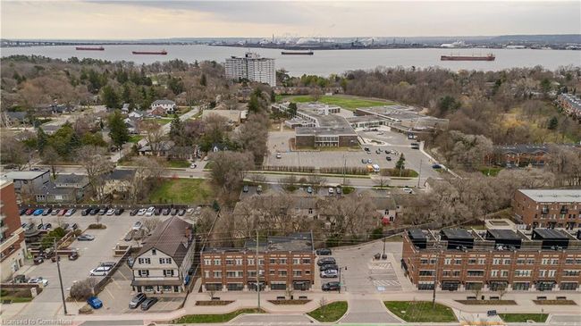 51 - 70 Plains Rd W, Townhouse with 2 bedrooms, 2 bathrooms and 1 parking in Burlington ON | Image 4