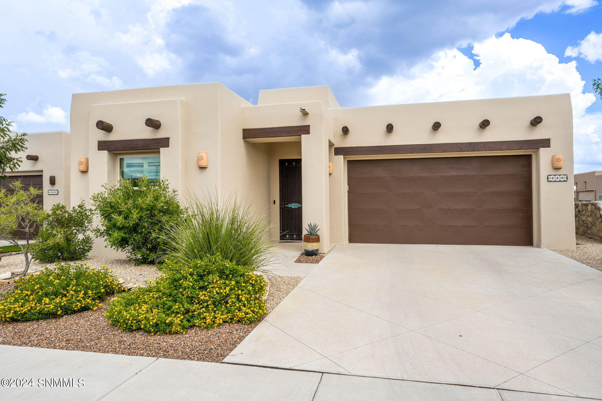 Willow Bloom Cir, Las Cruces, NM 88007